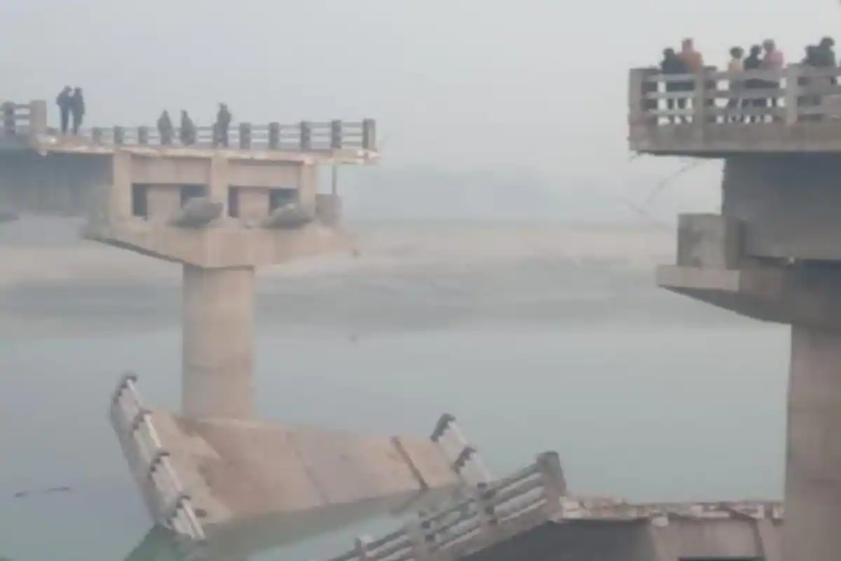 Bridge-collapse